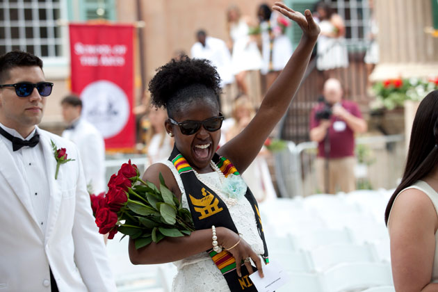 commencement-2016-roses